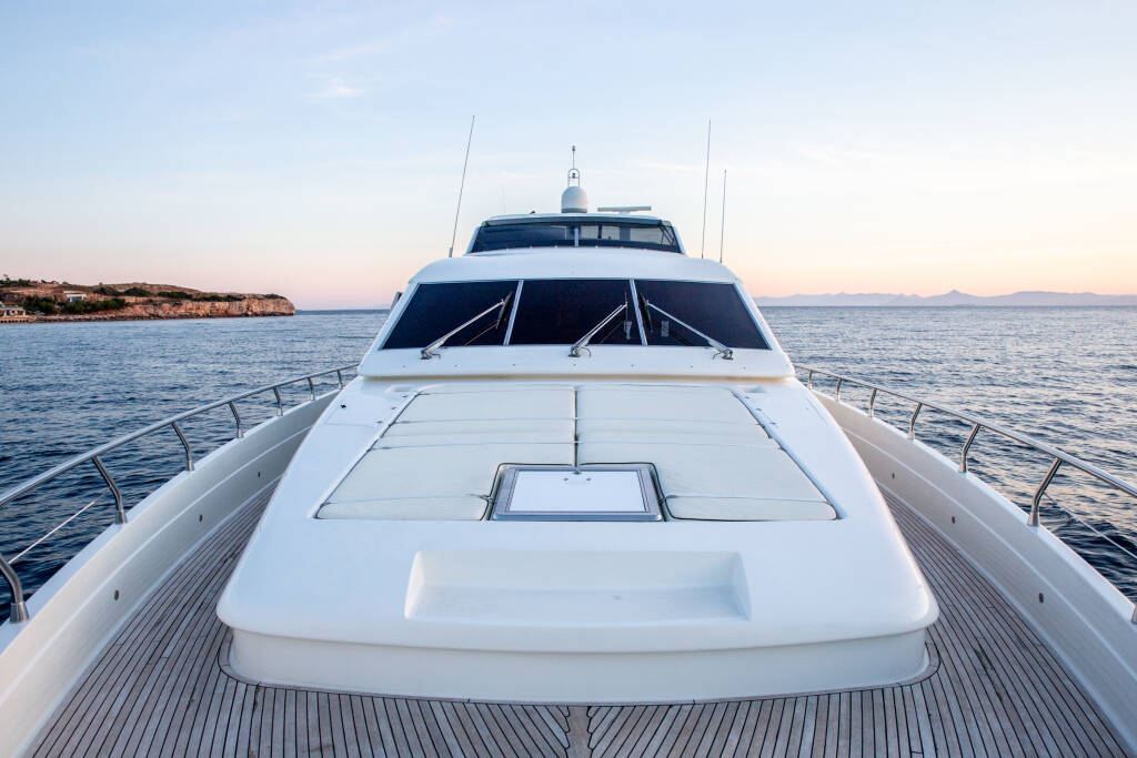 Luxus-Motoryacht Posillipo Technema 80 Pareaki