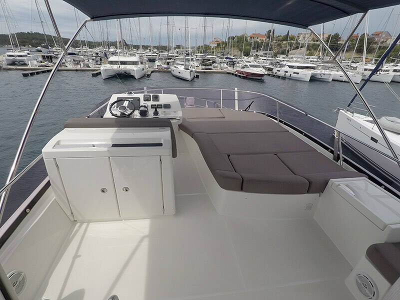 Motor yacht Prestige 500 Serendipity