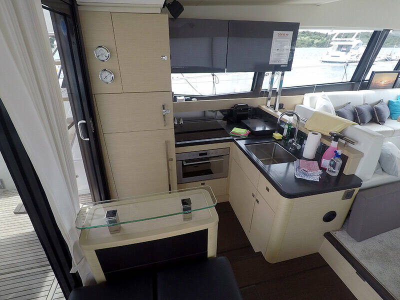 Motor yacht Prestige 500 Serendipity