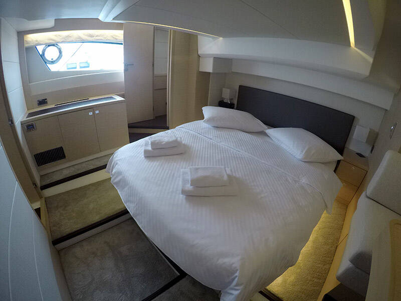 Motor yacht Prestige 500 Serendipity