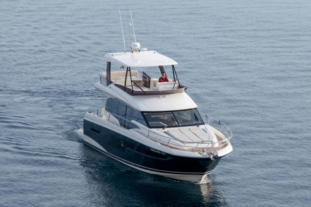 Motor yacht Prestige 520 Baby Indy