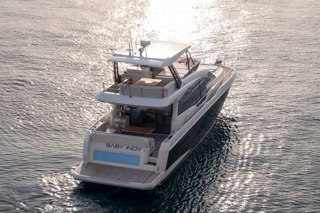 Motor yacht Prestige 520 Baby Indy