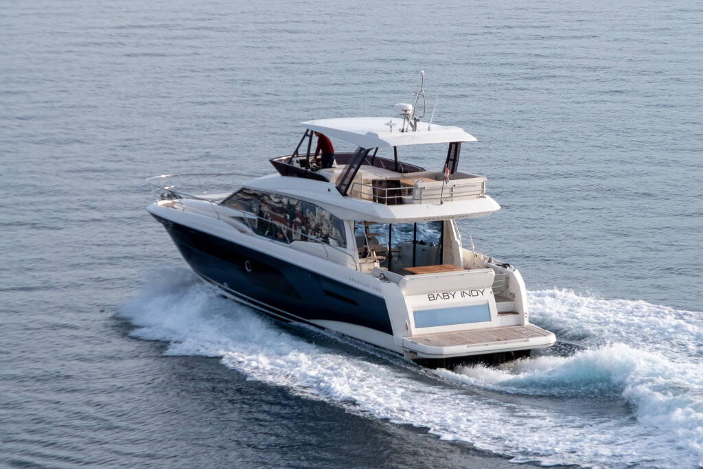 Motor yacht Prestige 520 Baby Indy