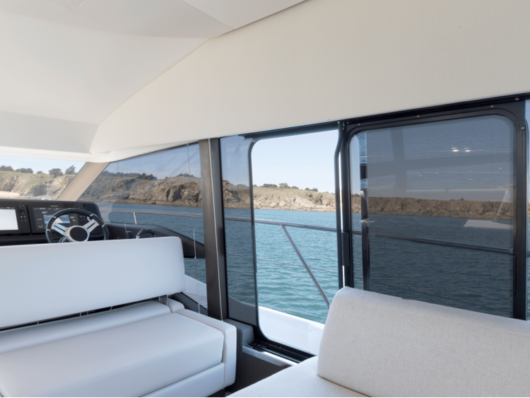 Motor yacht Prestige 520 Medusa
