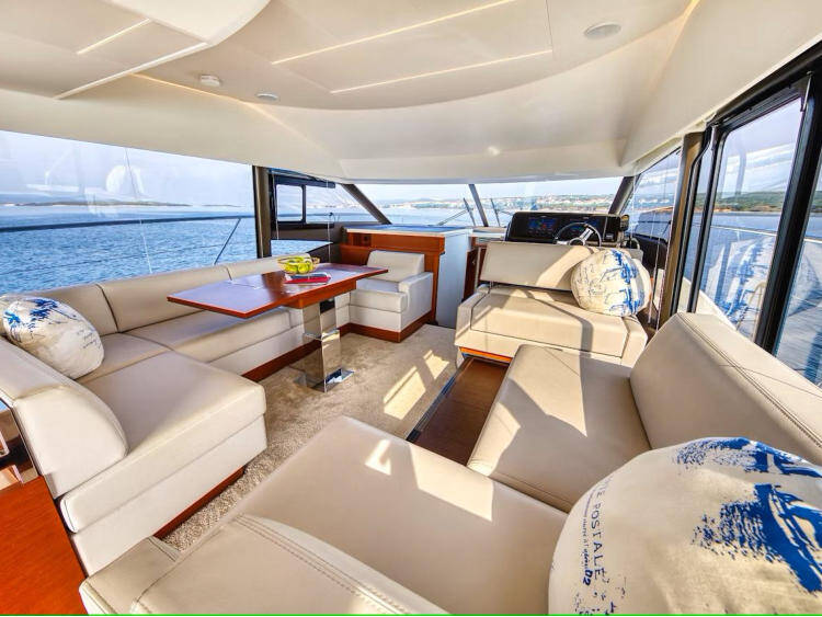 Motor yacht Prestige 520 Medusa