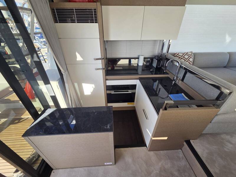 Motor yacht Prestige 520 Sabijac