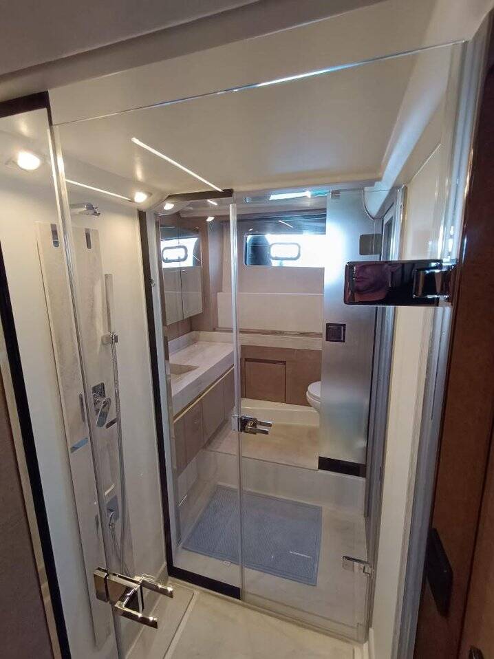 Motor yacht Prestige 590 Tereza