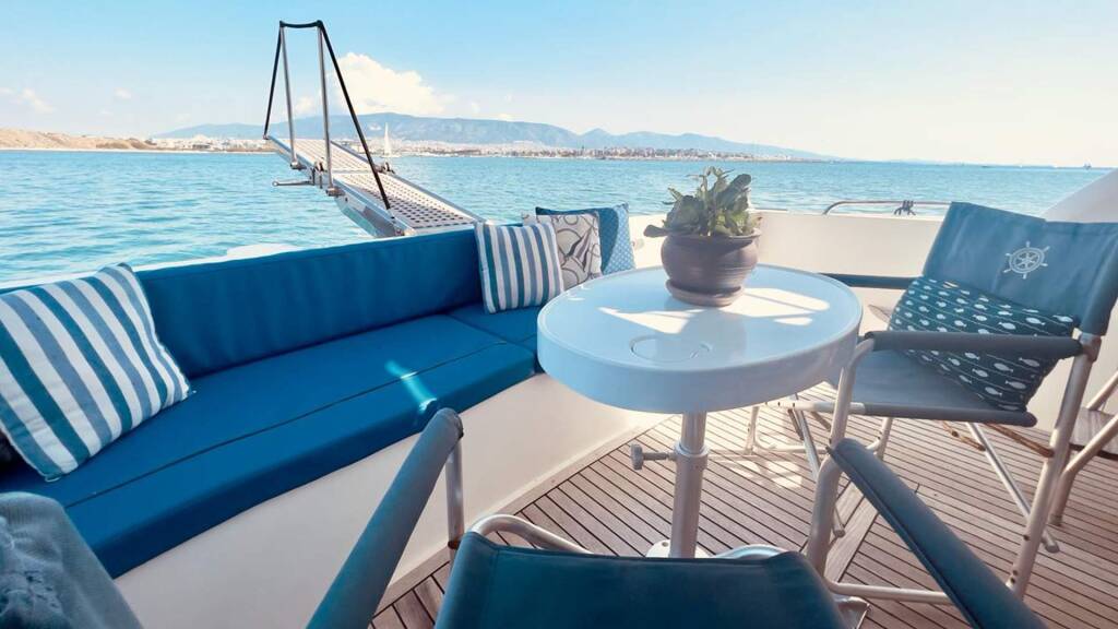 Motor yacht Princess 50 Champions