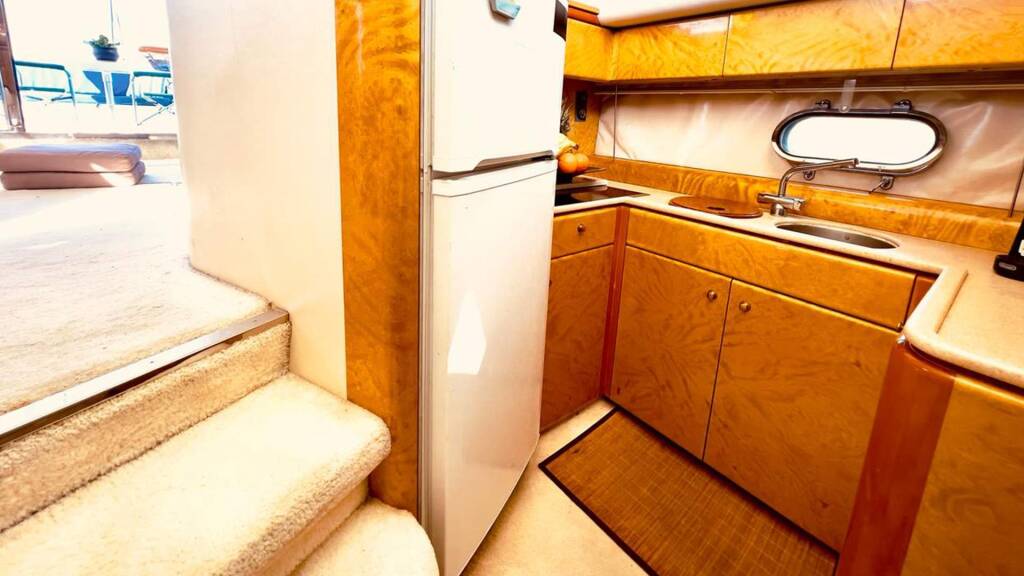 Motor yacht Princess 50 Champions