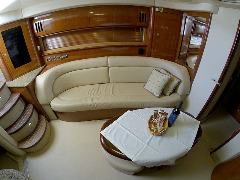 Motor yacht Sea Ray 455 Gandalf