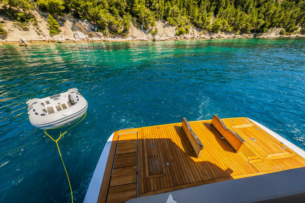 Motor yacht Sealine F430 Grace II