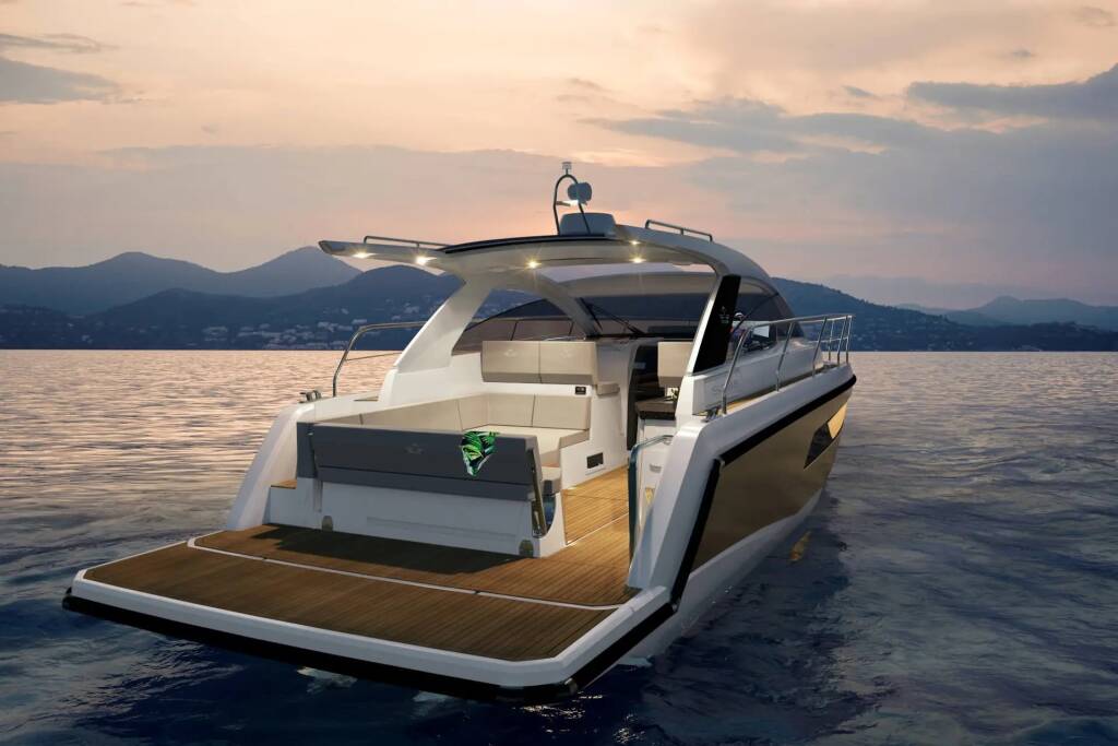 Motorboot Sealine S335 #027