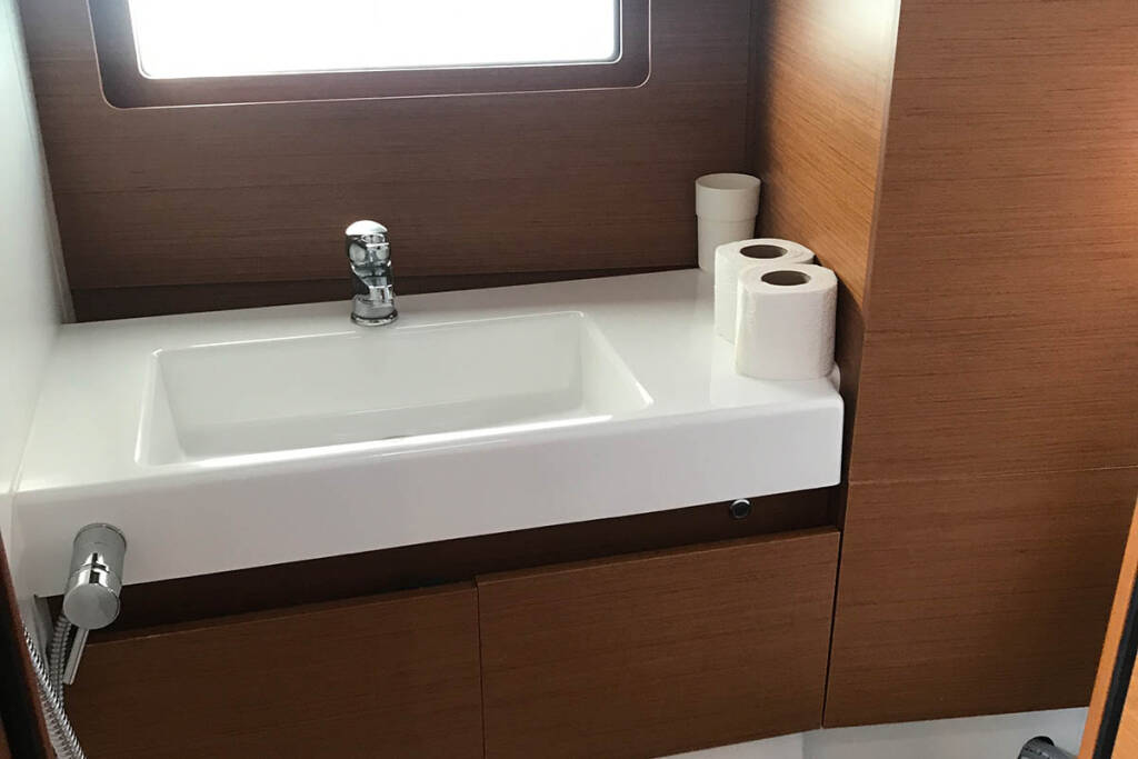 Sailing yacht Sun Loft 47 Asti