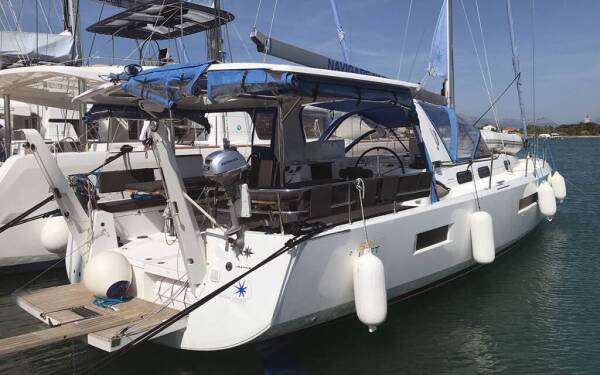 Sun Loft 47 Asti Trogir, Yachtclub Seget (Marina Baotić)