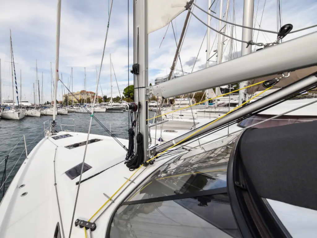 Sailing yacht Sun Loft 47 CLASS