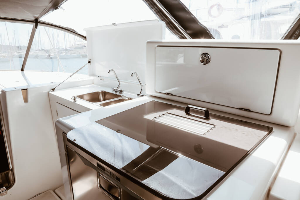 Sailing yacht Sun Loft 47 CLASS