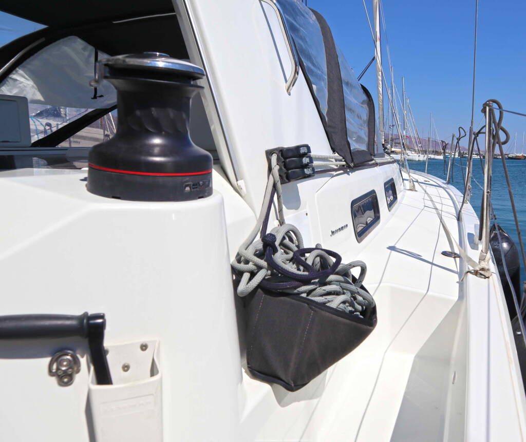 Sailing yacht Sun Loft 47 CLASS+
