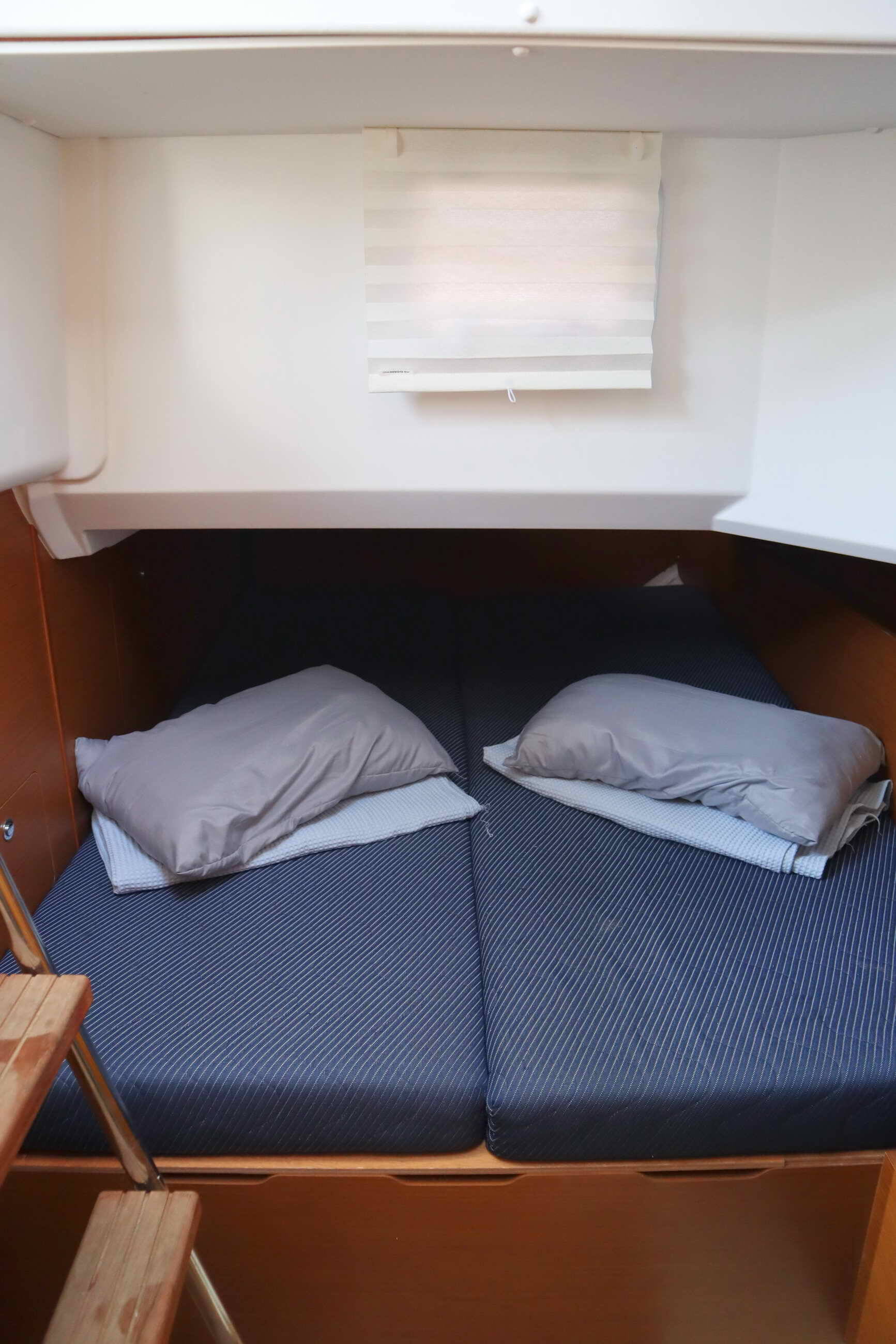 Sailing yacht Sun Loft 47 CLASS+