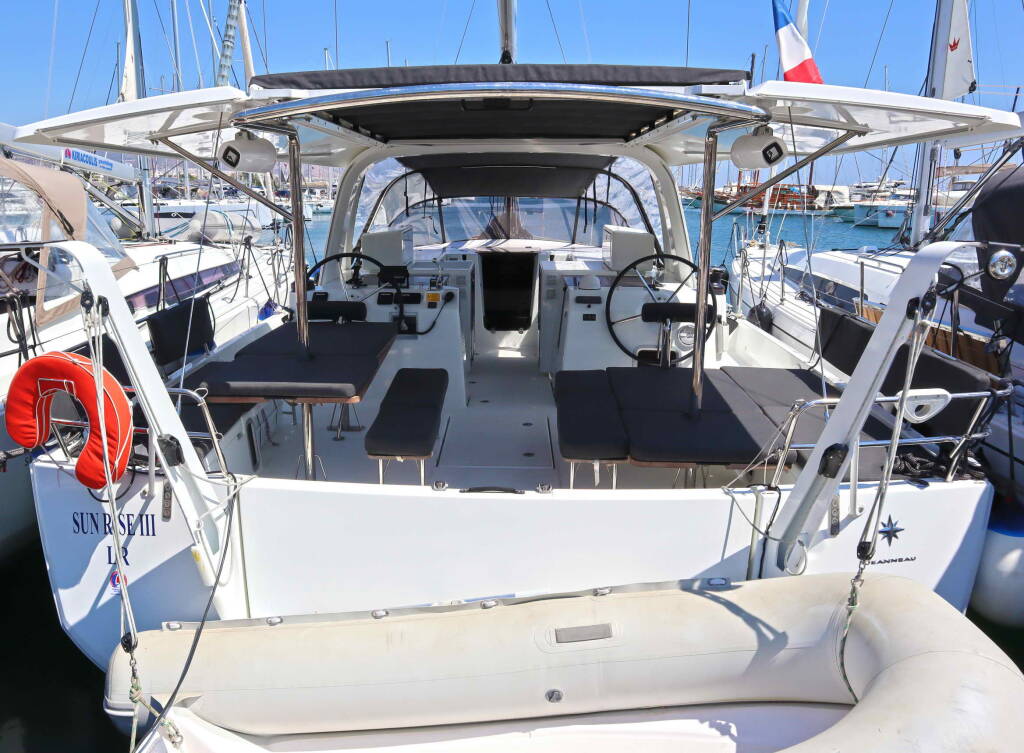 Sailing yacht Sun Loft 47 CLASS+