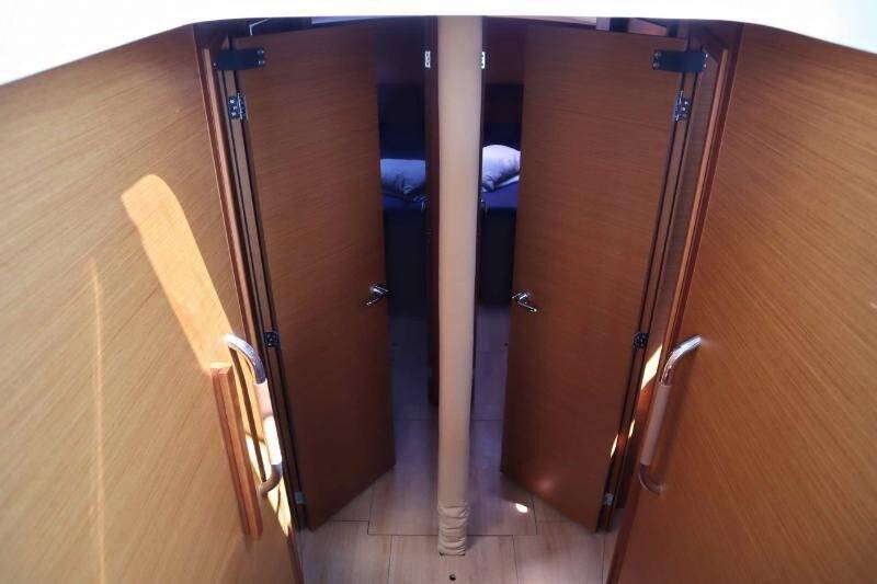 Sailing yacht Sun Loft 47 Sun Rise III