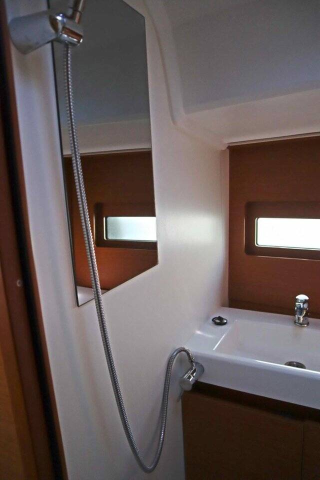 Sailing yacht Sun Loft 47 Sun Rise III