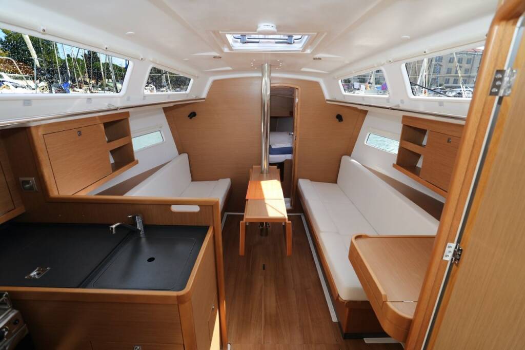 Sailing yacht Sun Odyssey 319 Tatjana