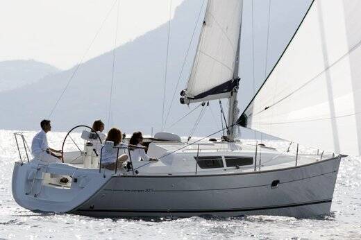 Sailing yacht Sun Odyssey 32i Charoula