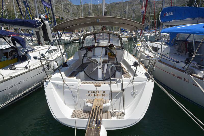 Sailing yacht Sun Odyssey 33i Hasta Siempre