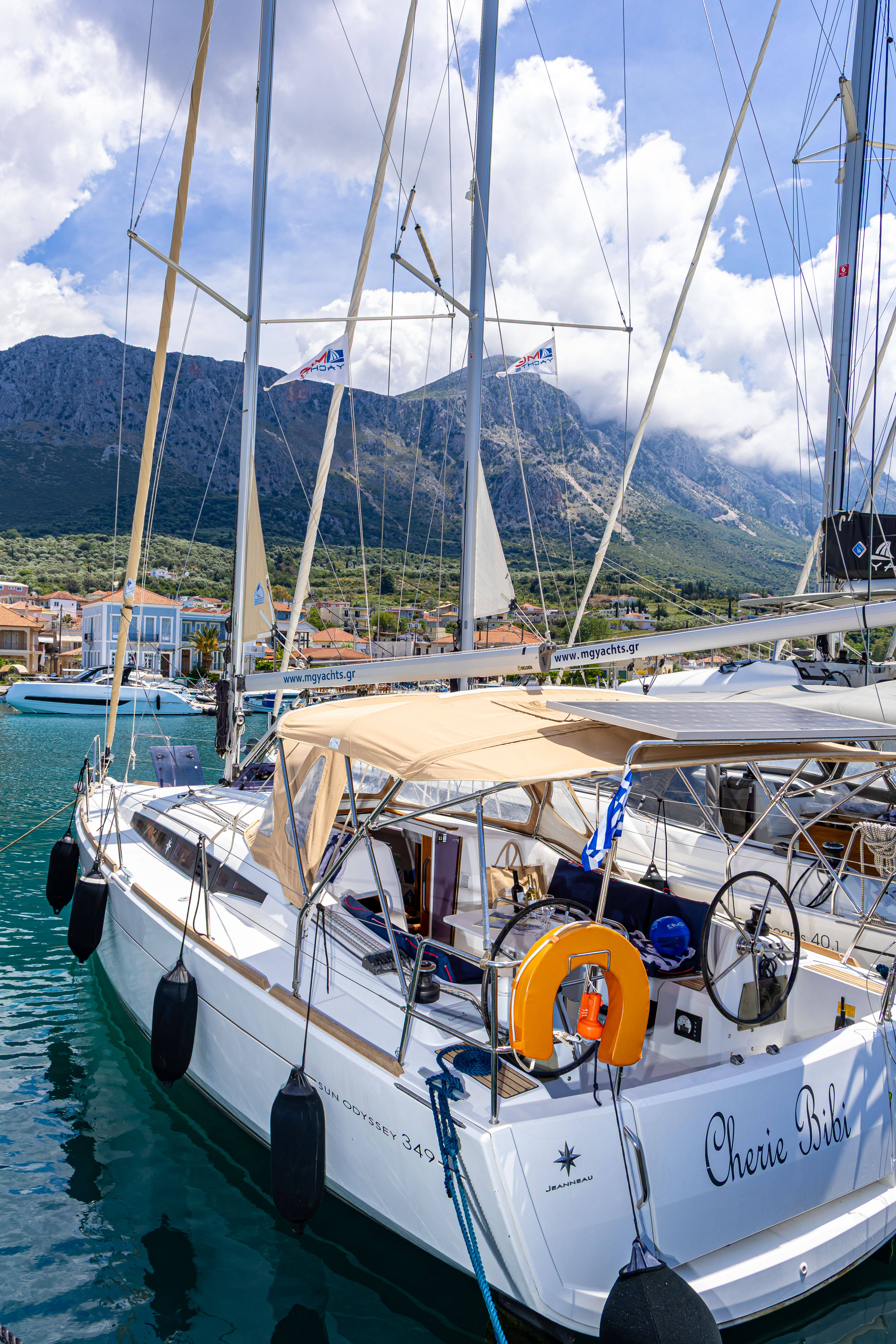 Sailing yacht Sun Odyssey 349 Cherie Bibi