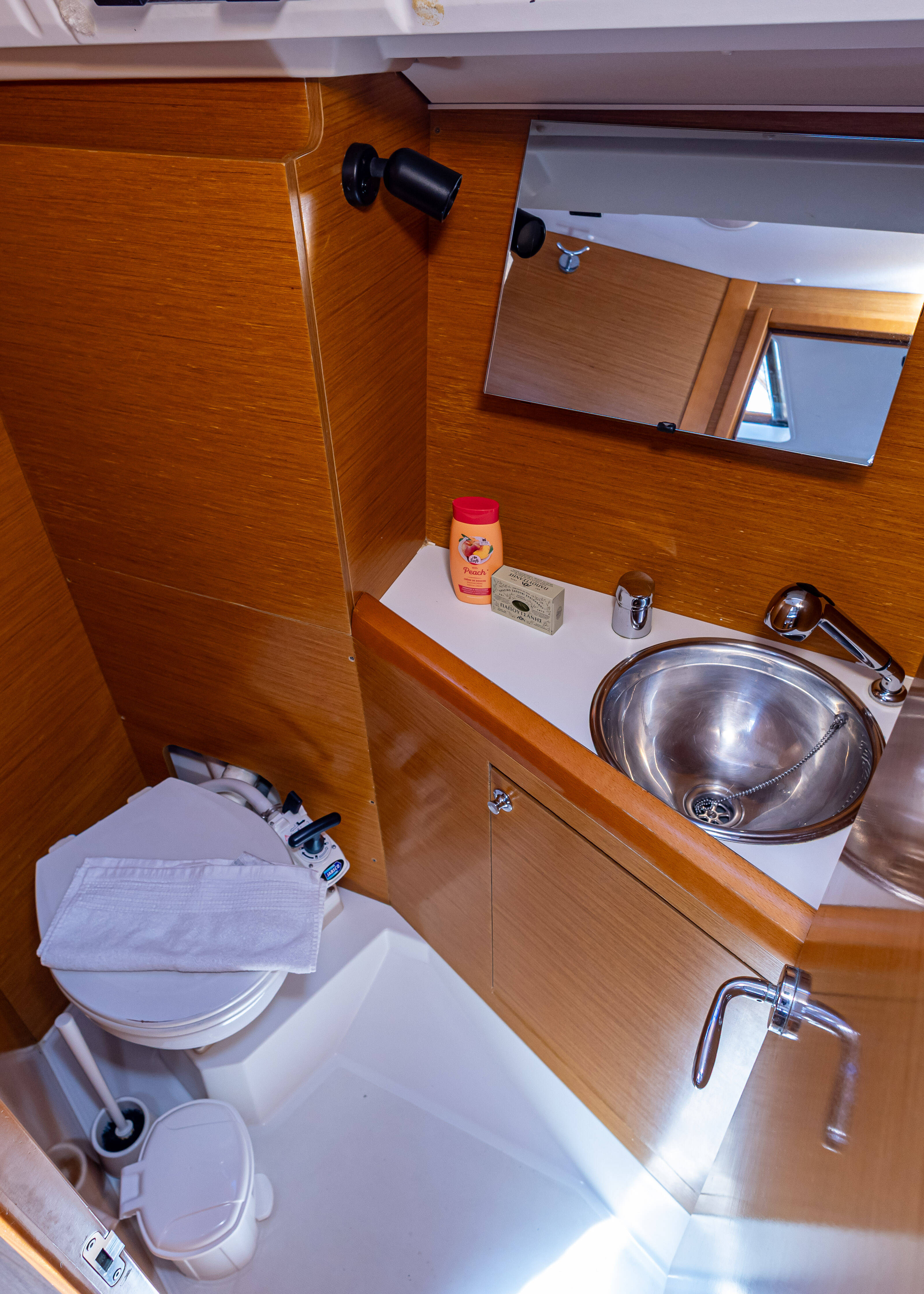 Sailing yacht Sun Odyssey 349 Cherie Bibi