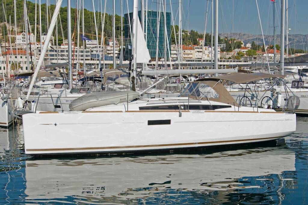 Segelyachten Sun Odyssey 349 Cha - Cha