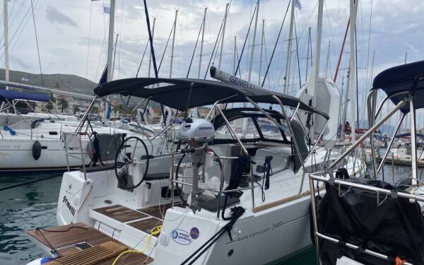 Sun Odyssey 349 gemelli ACI Marina Trogir