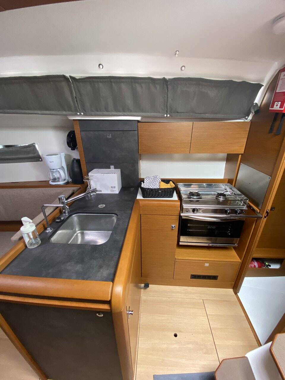 Sailing yacht Sun Odyssey 349 gemelli