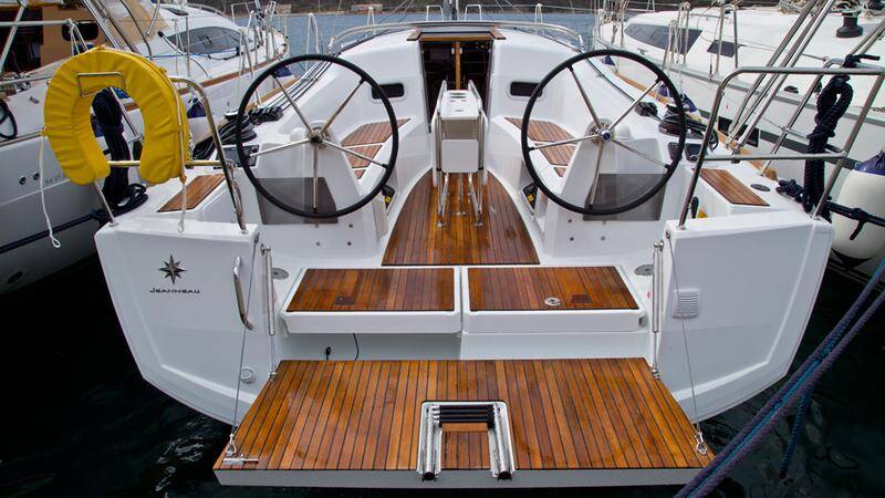 Sailing yacht Sun Odyssey 349 SheShe