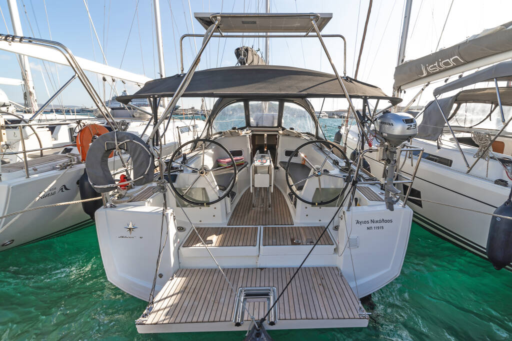 Sailing yacht Sun Odyssey 349 Agios Nikolaos