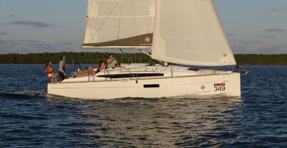 Sailing yacht Sun Odyssey 349 Papatheo