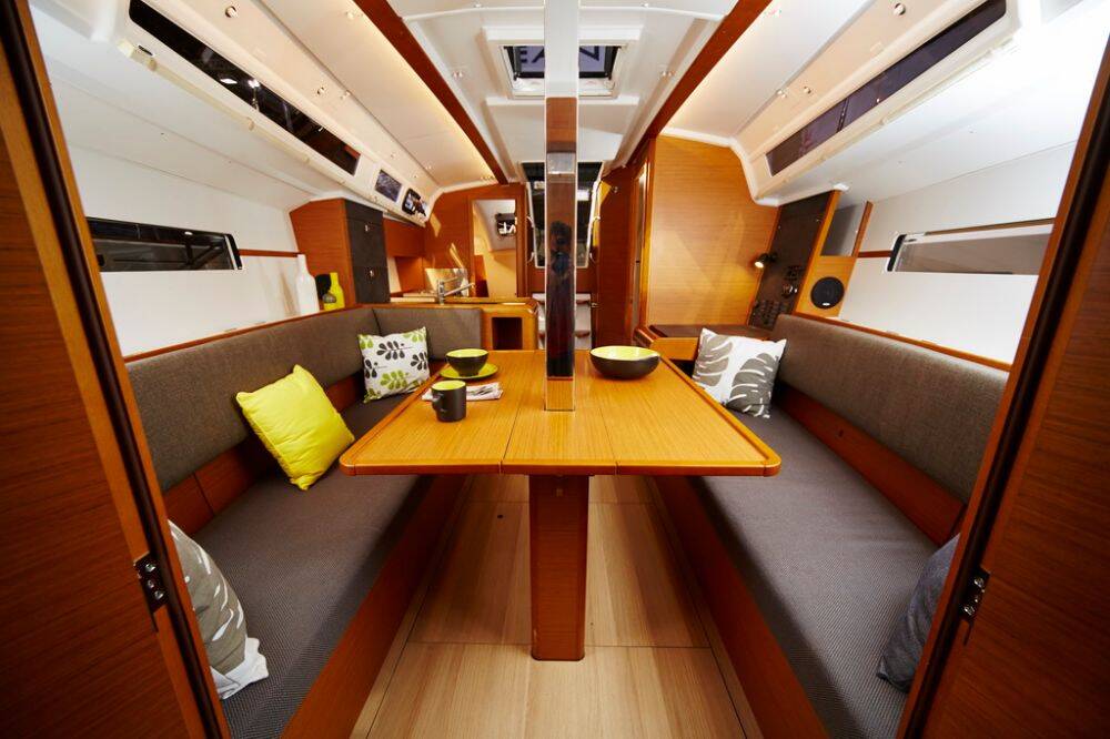 Sailing yacht Sun Odyssey 349 Papatheo