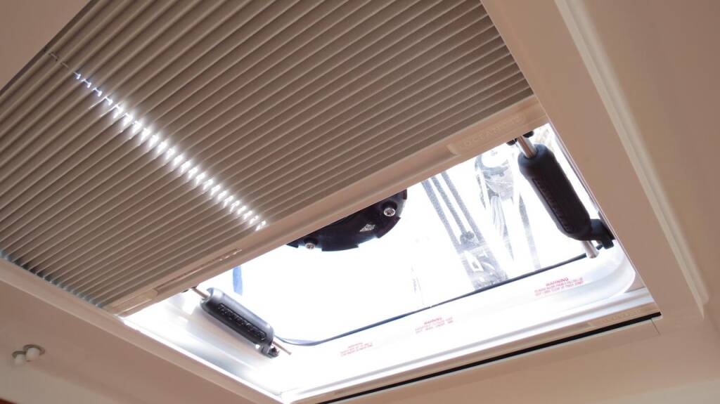 Sailing yacht Sun Odyssey 349 Sarita