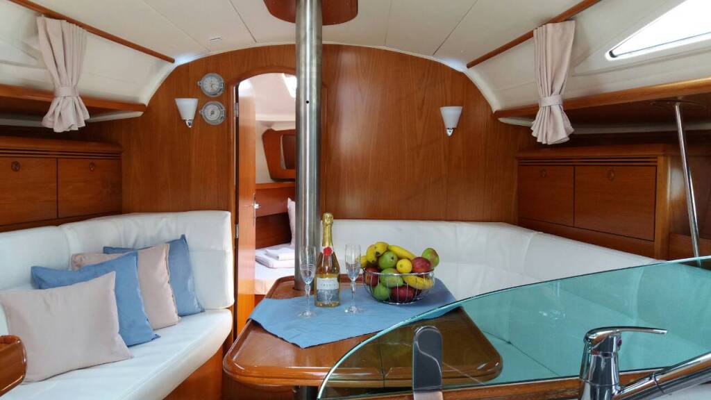 Segelyachten Sun Odyssey 35 Kama