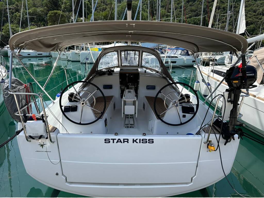 Sailing yacht Sun Odyssey 350 Star Kiss