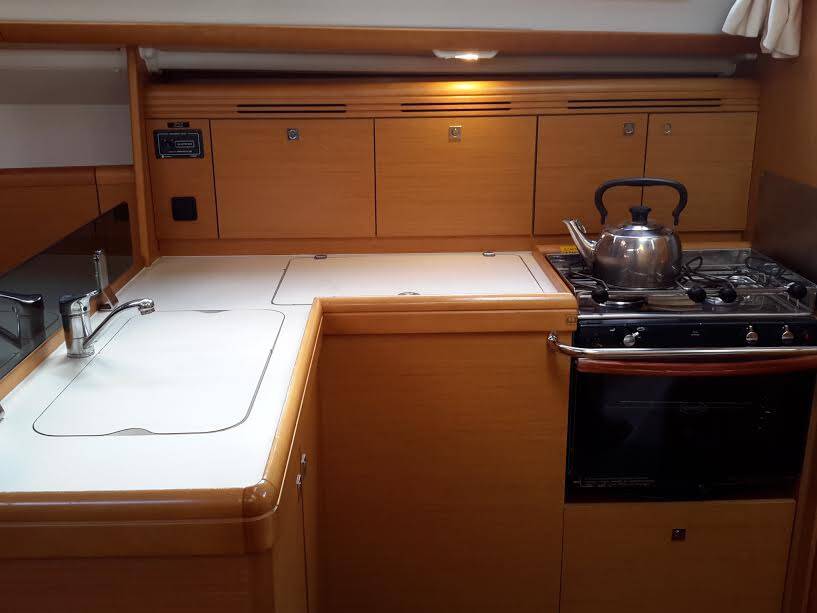 Sailing yacht Sun Odyssey 36i El Greco