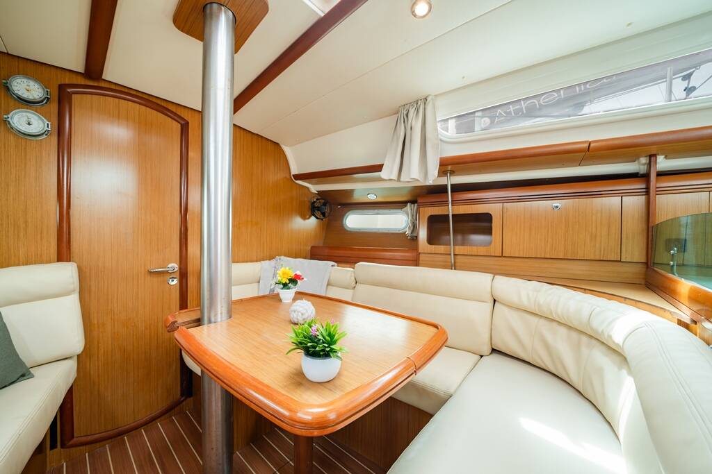 Segelyachten Sun Odyssey 36i Dione