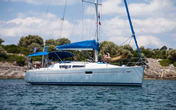 Sun Odyssey 36i Lauren Volos