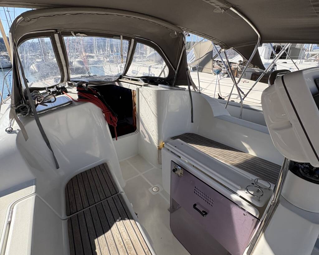 Segelyachten Sun Odyssey 36i Sail Mira