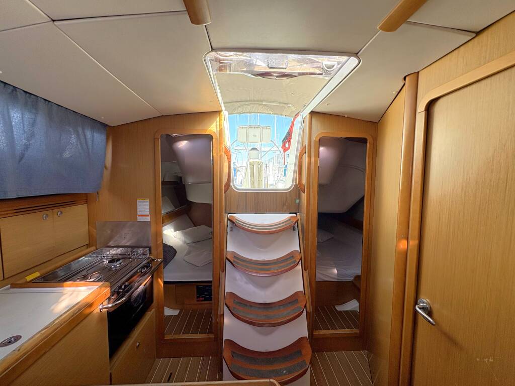 Segelyachten Sun Odyssey 36i Sail Mira