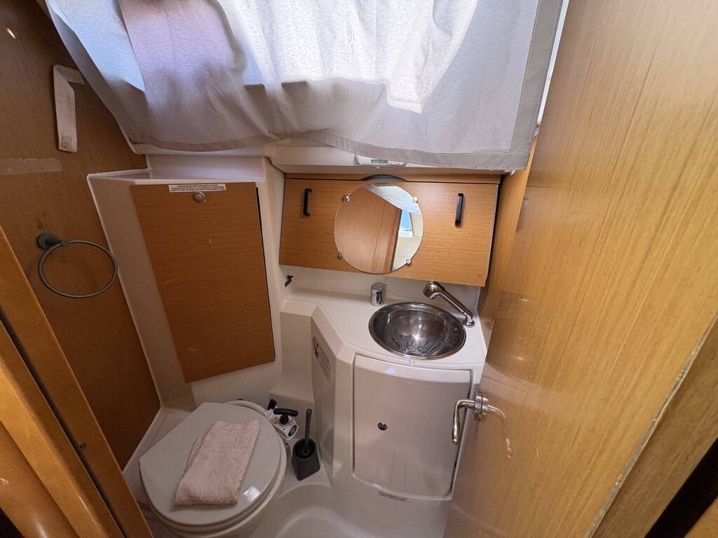 Segelyachten Sun Odyssey 36i Sail Mira