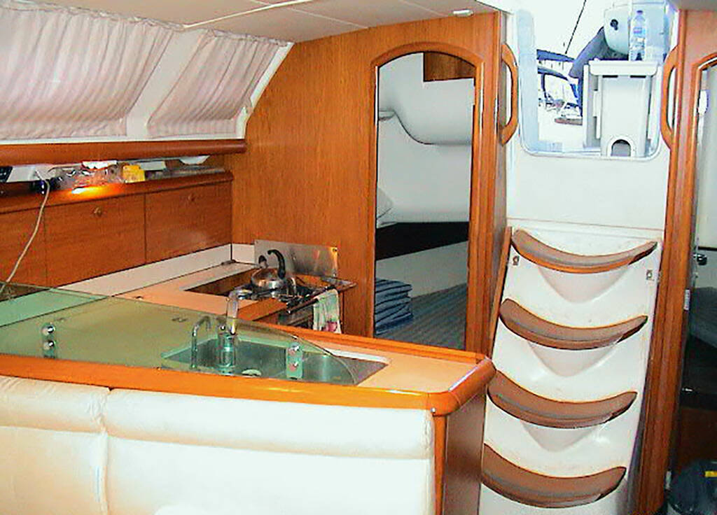 Segelyachten Sun Odyssey 37 Alki