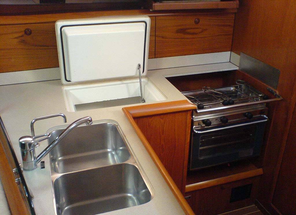 Segelyachten Sun Odyssey 37 Alki