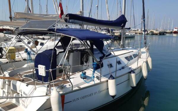 Sun Odyssey 37 Pink Pearl Izola