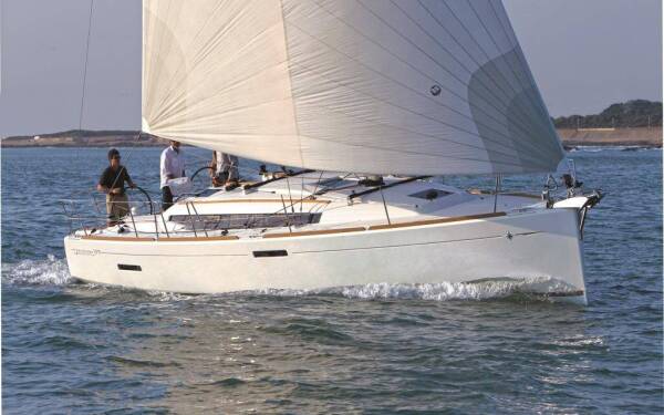 Sun Odyssey 379 Argo Athens, Alimos marina